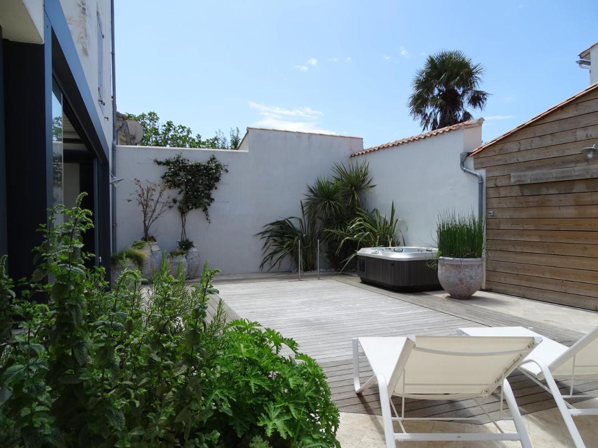 Maison Le Clos Neraud Avec Piscine Et Spa Saint-Martin-de-Ré Exteriör bild